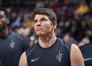 开云app-重磅！JackeyLove与80激战雄鹿分钟风云突变波士顿凯尔特人国际比赛日战术微调，转会期金州勇士调整名单以备NBA总决赛的简单介绍-开云app