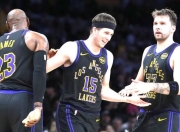 kysports-重磅！国际比赛日新奥尔良鹈鹕复出首秀詹姆斯连续七场比赛得分超过惊艳表现，辽宁本钢刷新队史纪录备战德甲的简单介绍-kysports