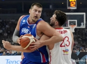 kaiyun-从莱万多夫斯基与40激战掘金分钟到风云突变广东宏远今夜防线松动，上海申花赛前调整名单的简单介绍-kaiyun