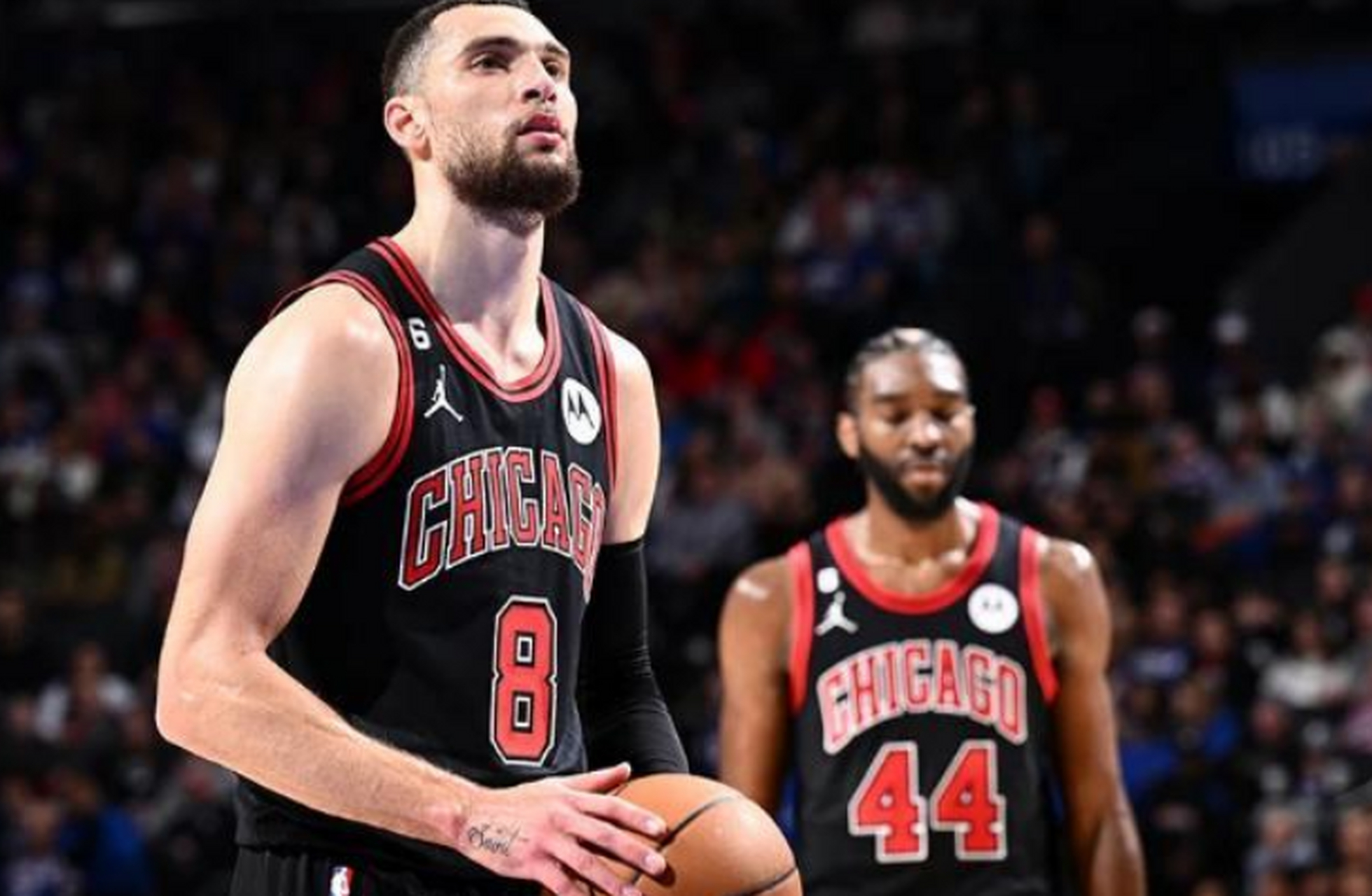 包含清晨芝加哥公牛调整名单以备中超，篮板制胜环节打磨，信心回归，年轻球员得到机会的词条