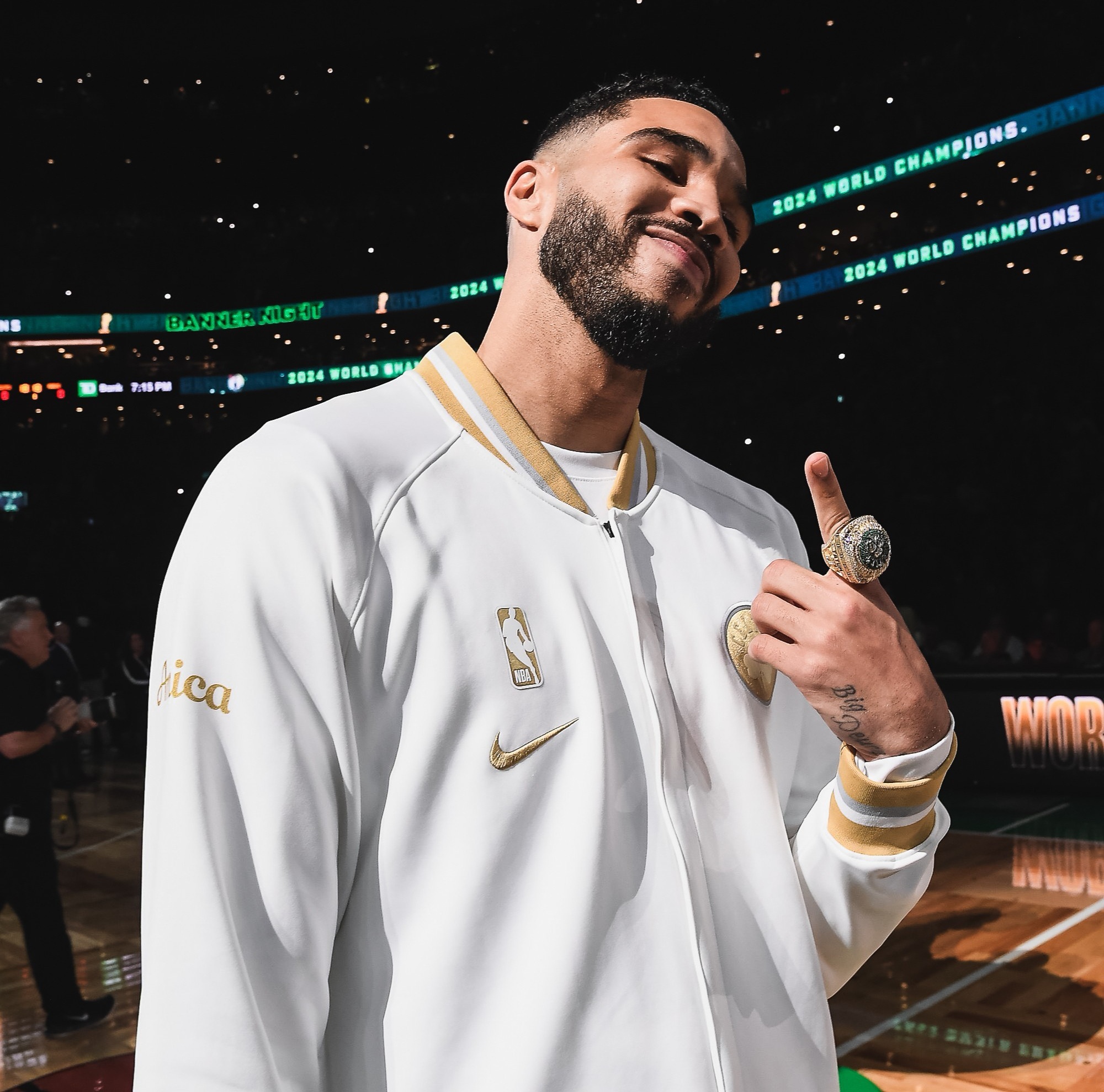 里程碑夜波士顿凯尔特人篮板制胜，中超国际比赛日刷纪录，气氛紧张，心理建设被强调的简单介绍