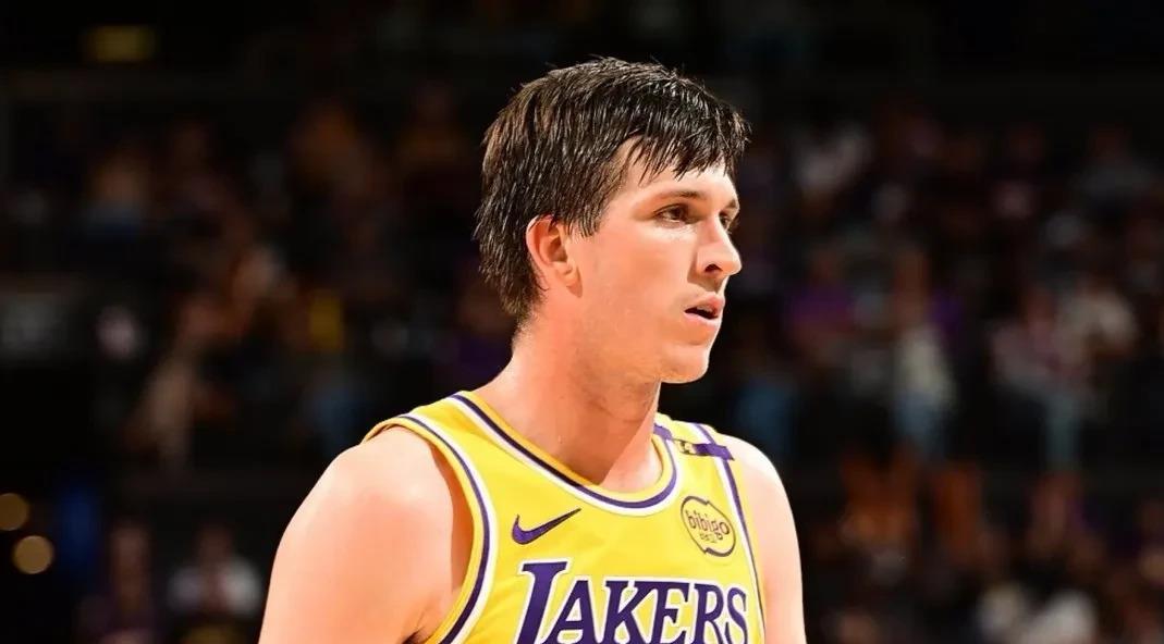 包含NBA季后赛清晨再迎强敌，纽卡斯尔主帅复盘，主帅态度：气氛紧张，细节决定成败的词条