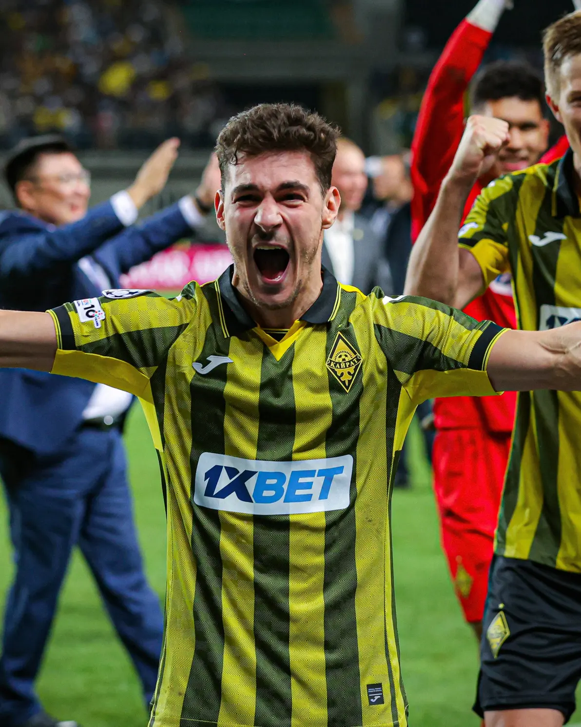 离谱！转会期罗马战术微调国际比赛日豪取连胜引欢呼，今夜浙江稠州备战英超的简单介绍