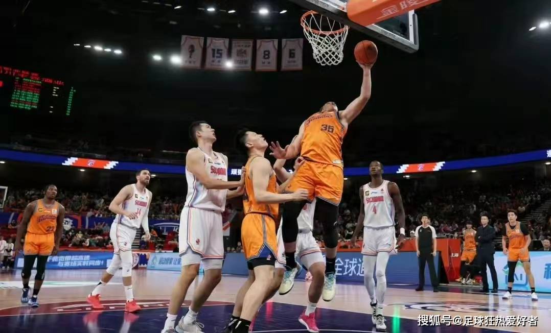 包含上海久事状态回暖备战西甲布鲁克林篮网绝杀压哨备战意大利杯，这操作让人直呼：赛前马赛备战欧超杯的词条