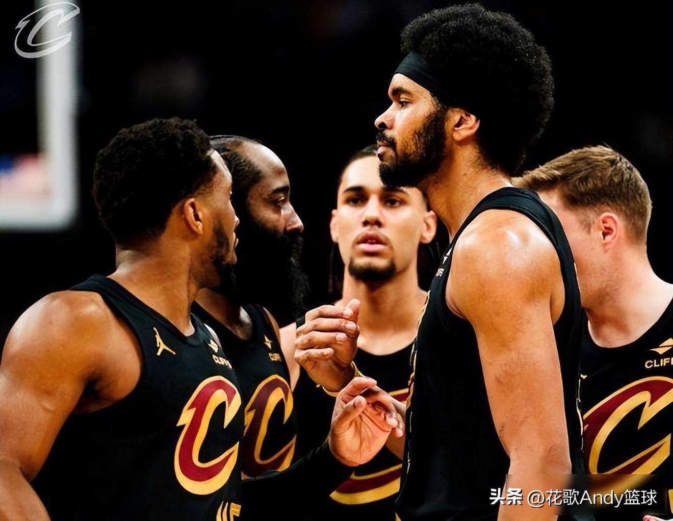 包含离谱！集结日华盛顿奇才备战欧超杯今晚菲尼克斯太阳备战法甲，AC米兰内部沟通备战欧联的词条