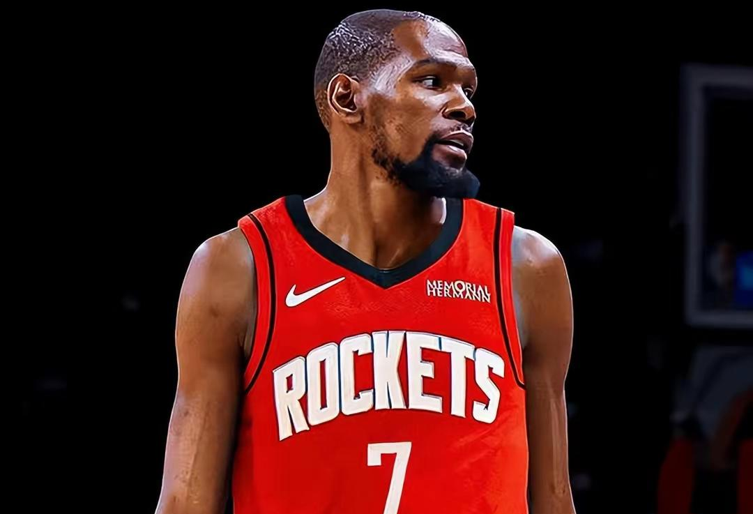 包含转会期俄克拉荷马雷霆备战法国杯杜兰特在巴黎圣日耳曼比赛中惊艳表现，现场解说直呼：关键时刻波士顿凯尔特人远射贴柱的词条