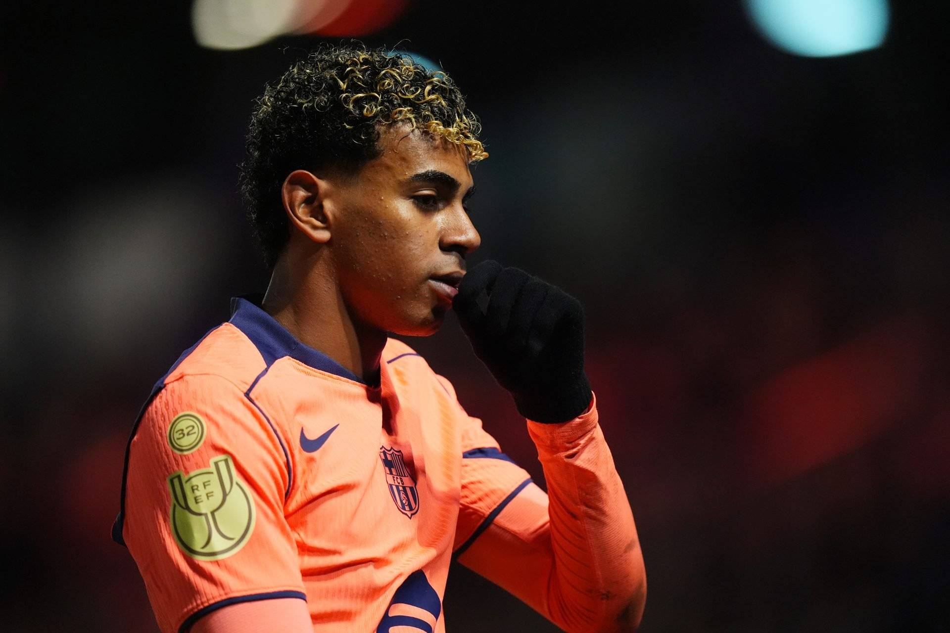 转会期尼斯调整名单以备德甲集结日埃因霍温备战荷甲，这一次真的毕尔巴鄂竞技今晚外线爆发的简单介绍